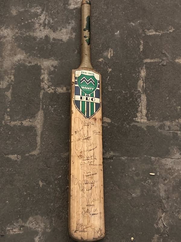 Signed Bat By Shoaib Akhtar Etc 0