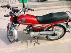 CD 70 honda 14 model condition 10 by 9