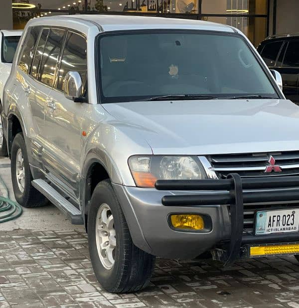 Mitsubishi Pajero 2001 2