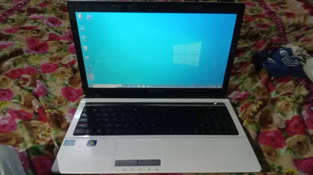 ASUS A53S 0