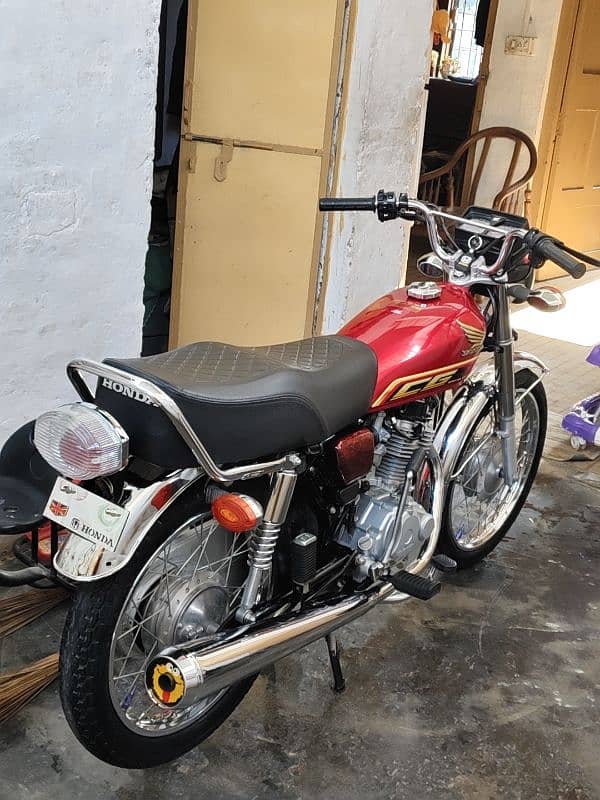 Honda 125 SE new condition 10