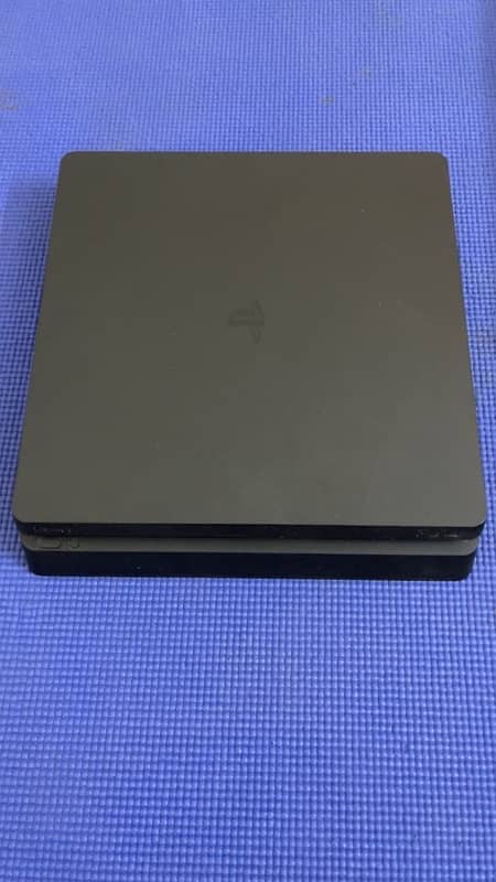 PS4 Slim 500GB + Original Dual Shock Controller 2