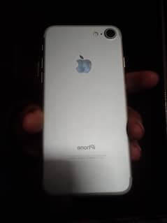 Apple iPhone 7