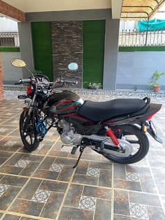 HONDA CB 125 F 2023 Black Limited Edition