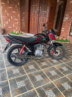 CB 125 F 2023 Black Limited Edition