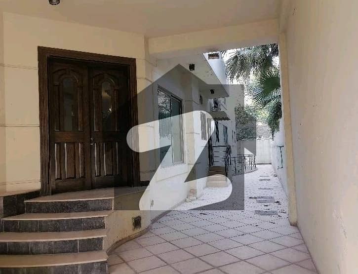 Good 500 Square Yards House For Rent In F-7 0