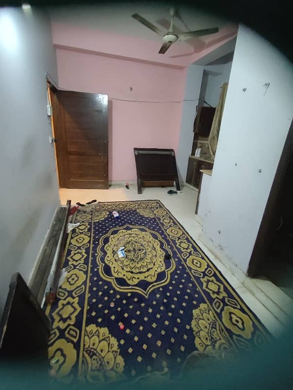 1 bed living flat availbe for rent near ucp and shokat khanum hospital 2