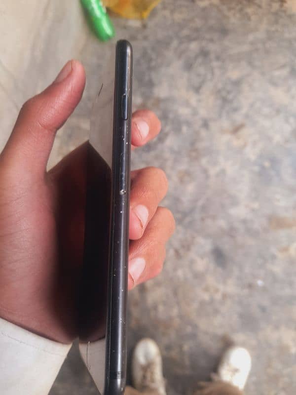 Iphone 7 . . . Not Open. . . . Pta Approved 2