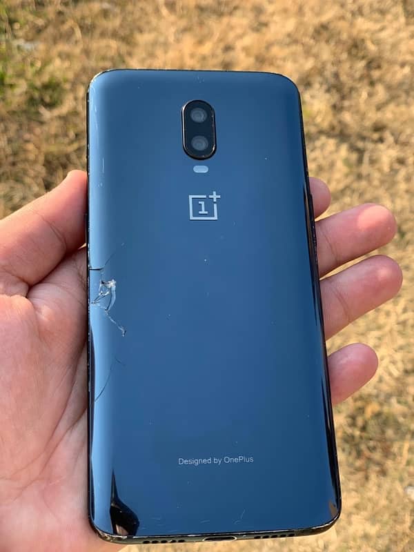 oneplus 6t 8/128 best for gaming back broken nonpta 2