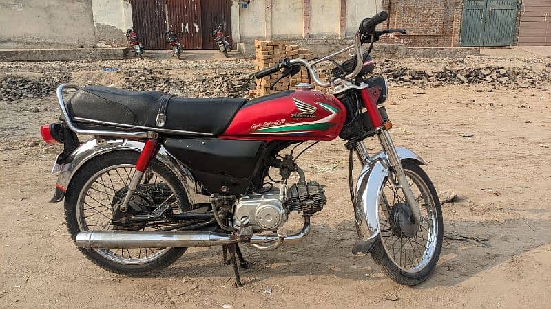 Honda CD 70 2002 Model 4