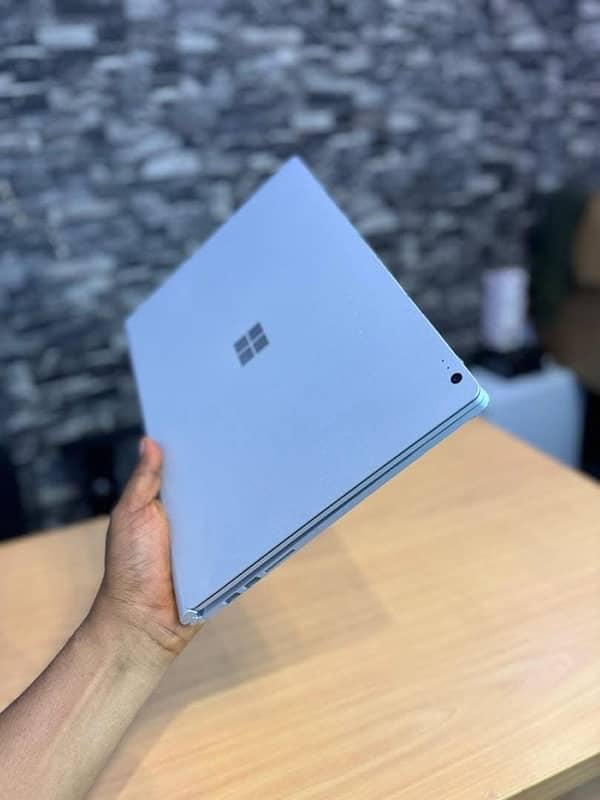 MS Surface Book 2 With GTX 1050 Gaming laptop 2