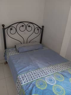 Single Iron Bed