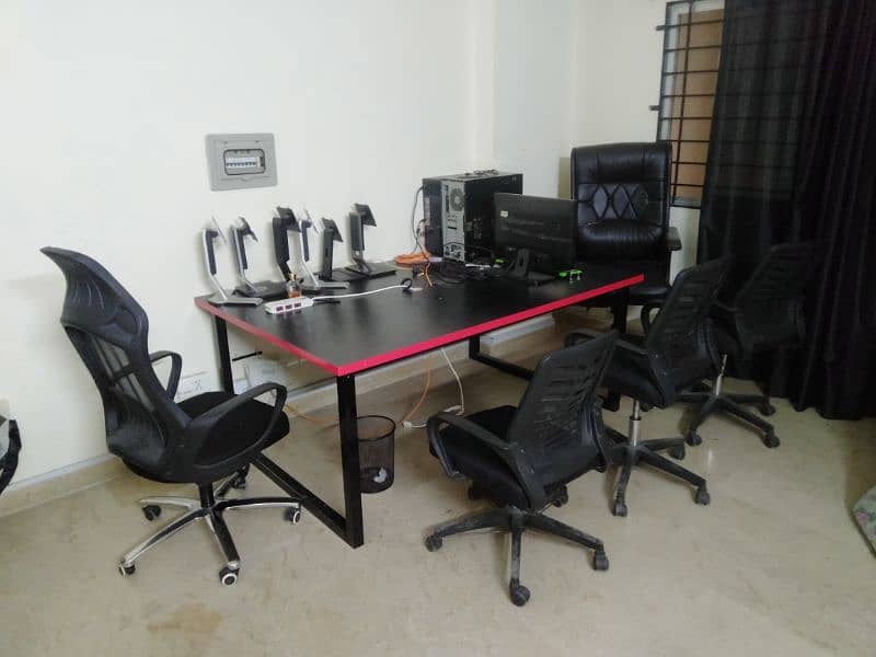 computer table and chairs for sale 0