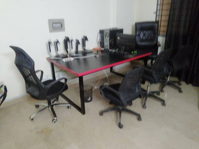 computer table and chairs for sale 1