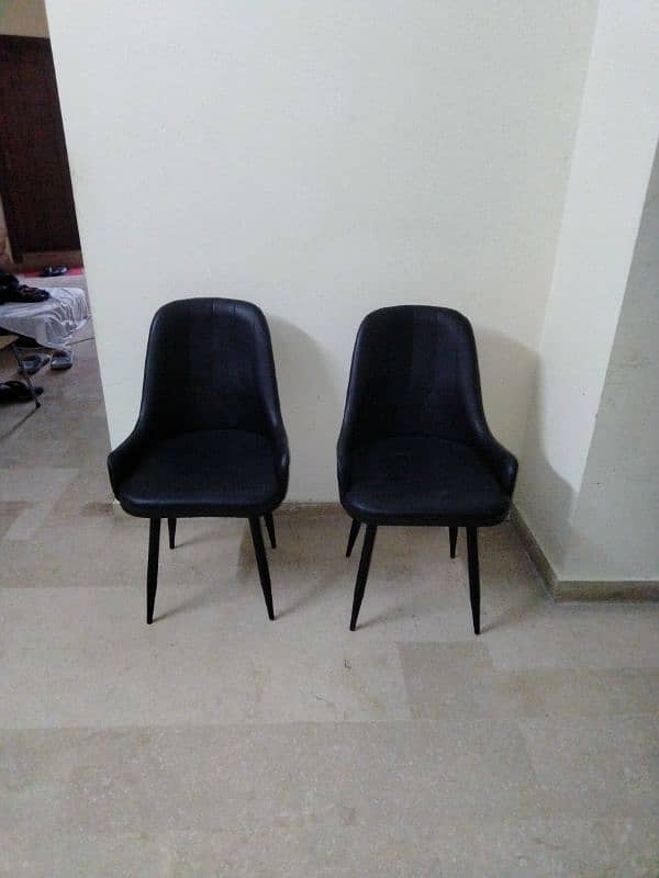 computer table and chairs for sale 6