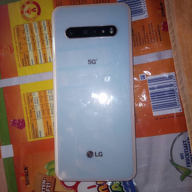 LG V60 ThinQ 5G 1