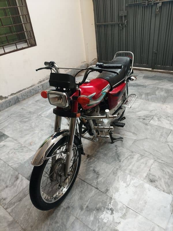 Honda 125 for sale in mardan, packed orignal body available 1