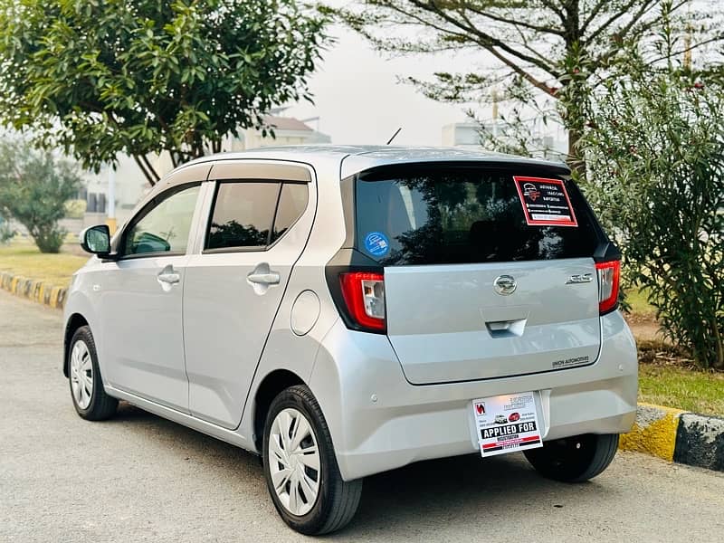 Daihatsu Mira 2021 3