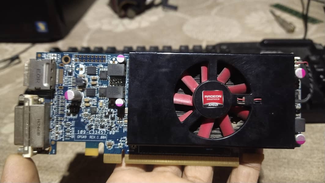 AMD HD7570 1GB DDR5 Graphics card 0