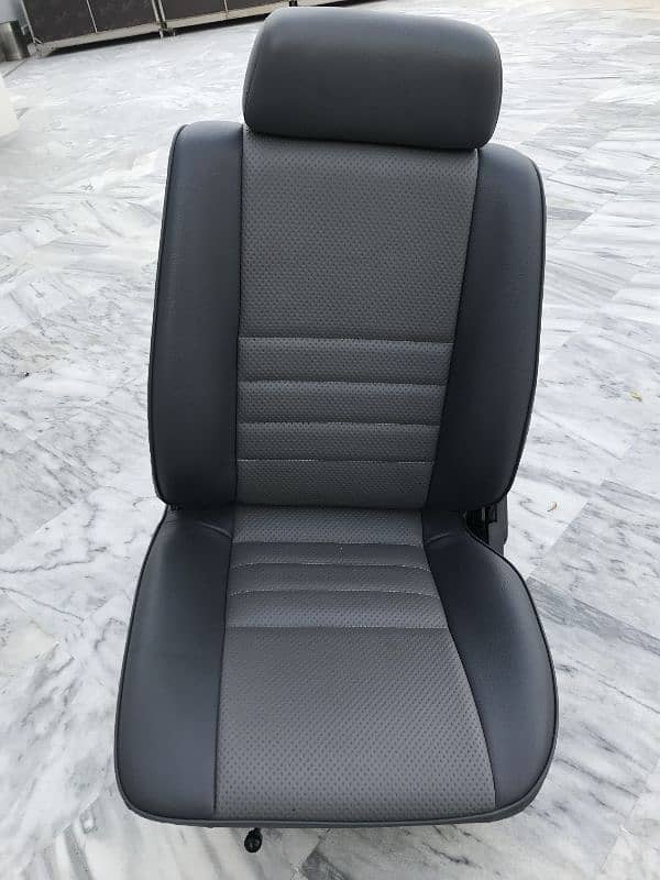 Jeep RKR Driver Side Seat 1