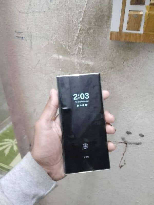 suamsung s22 ultra  12/256gb  non pta back glass crack hai 03030957657 6