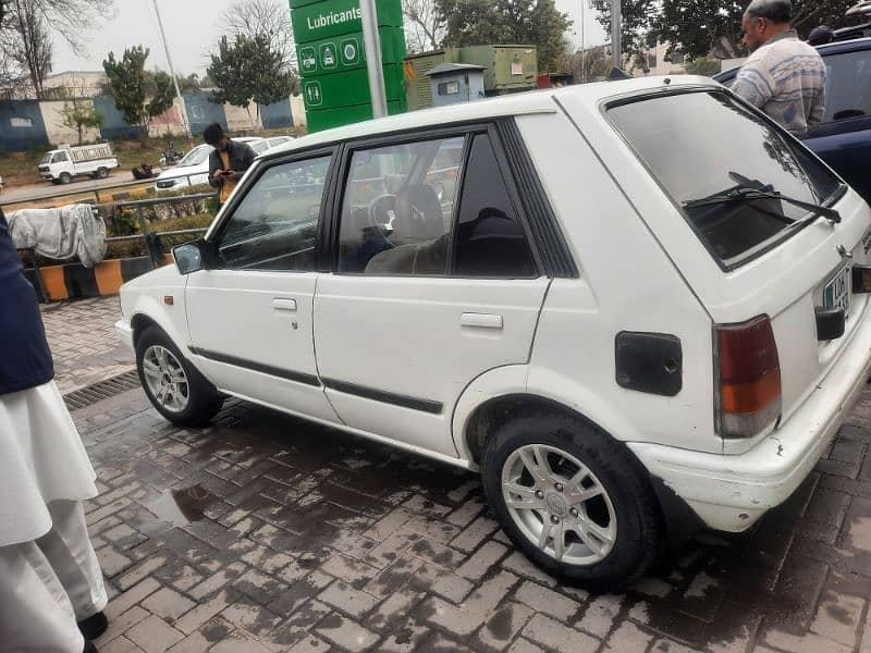 Daihatsu Charade 1986 5