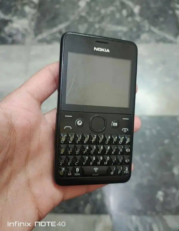 Nokia Asha 210 1