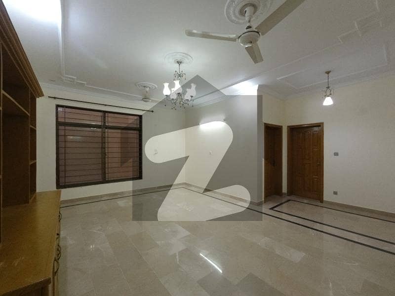 14 Marla upper portion for Rent in G13-3 3