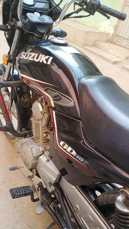 Suzuki GD110 4