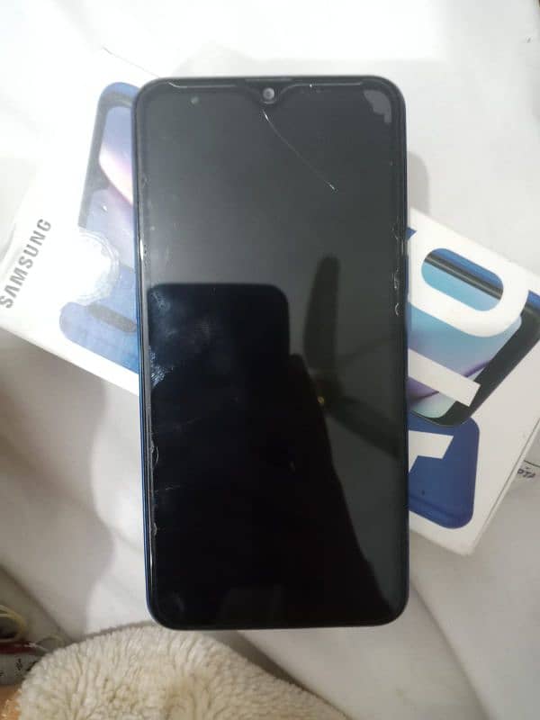 Samsung A10s 8