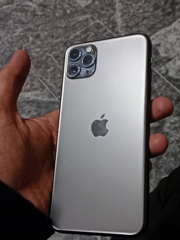 iphone 11 pro max 256gb pta approved +box 10