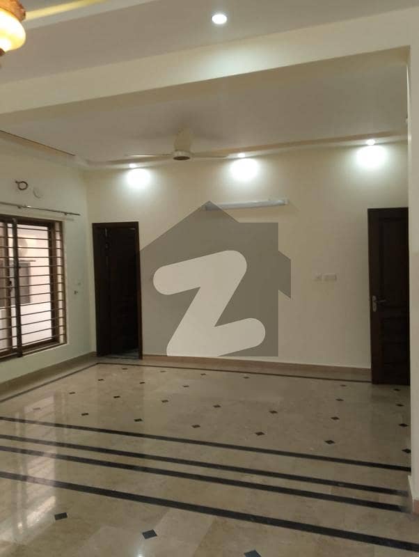 50x90 Upper portion available for Rent G-13 Contact:-0347-7163075 2