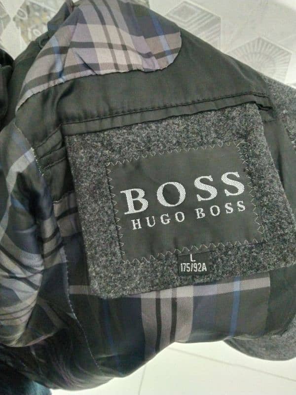 Hugo BOSS coat for sale 2