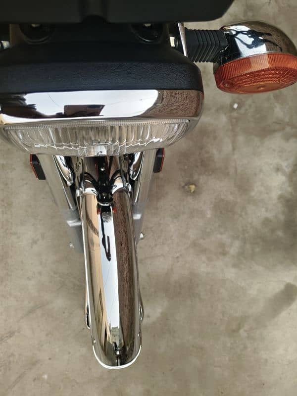 Honda 125 Self Start Special Edition For Sale 8