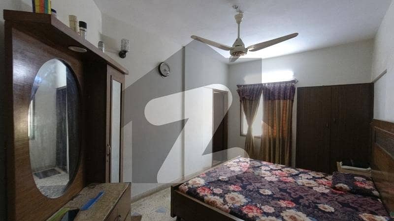 1250 Sqft Flat Available For Sale Gulshan E Iqbal Block 5 6