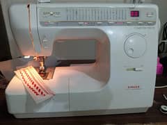 Singer 7900dx Japanese imported machine in 10/10 condition