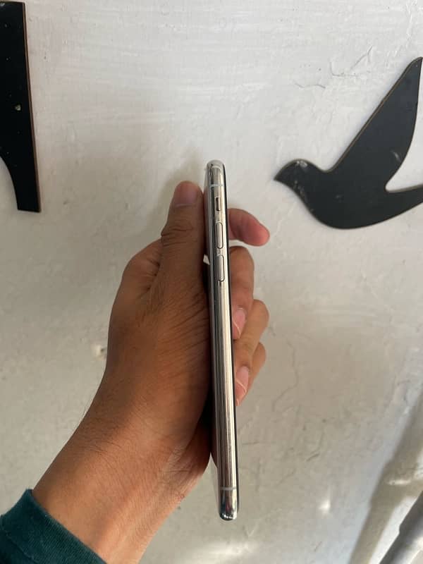 iPhone X 256 Gb 4