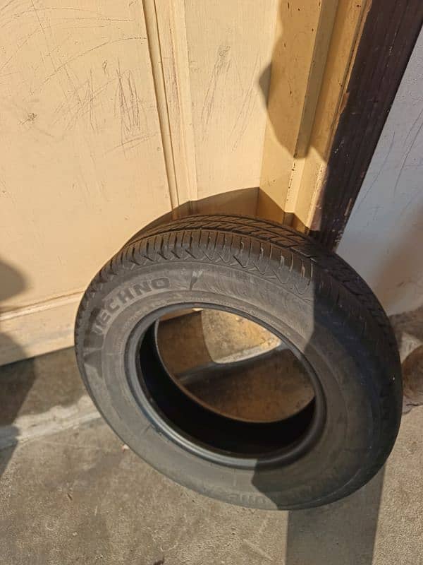 Car Tyres use only 40days 0