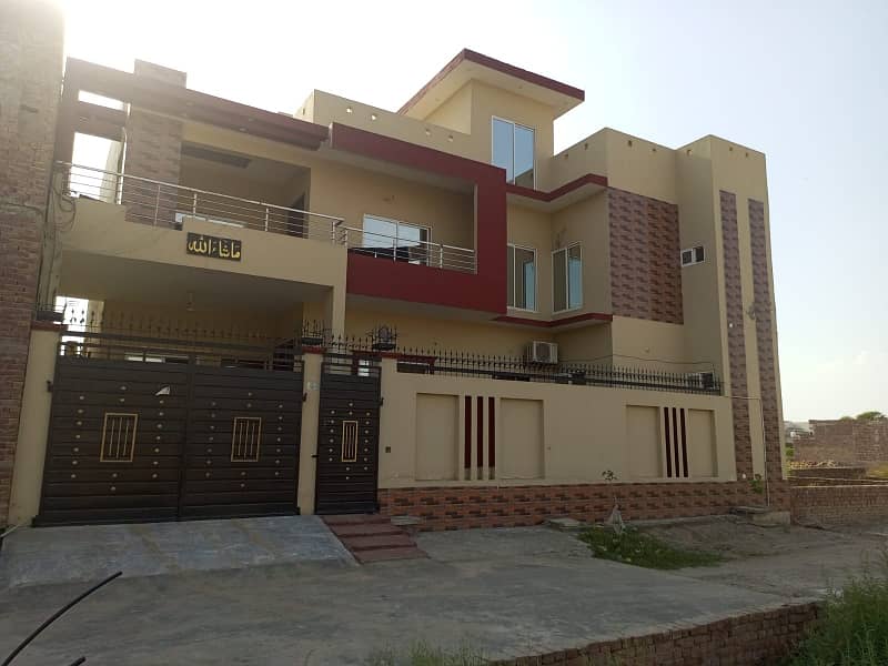 10 Marla Double Story House For Sale in Gulshan-e-Wahid colony Empress Road Multan 13