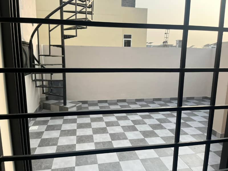 Wapda Town Phase 1 DOUBLE STOREY House Available For Sale 4