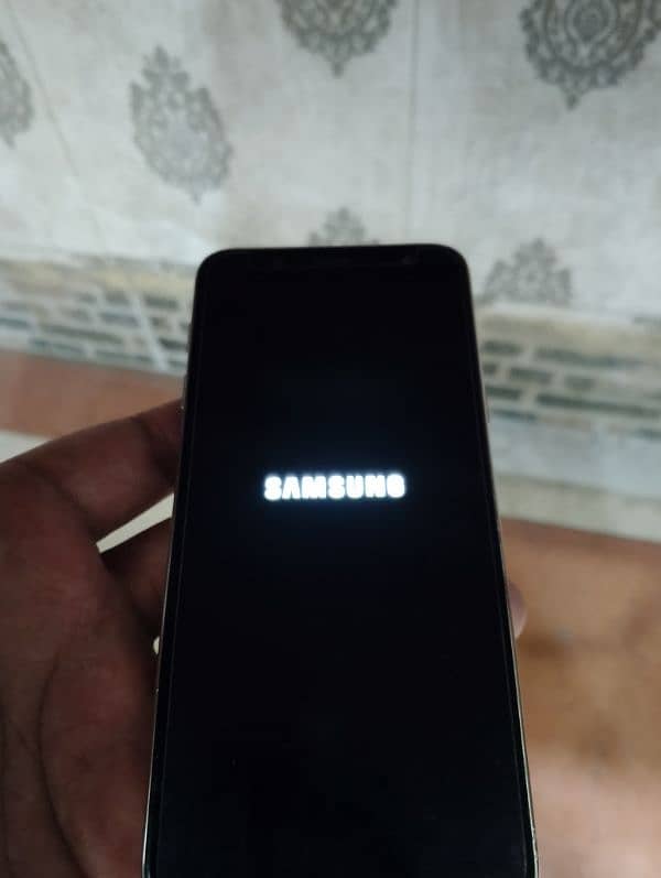 Samsung Galaxy J6 1