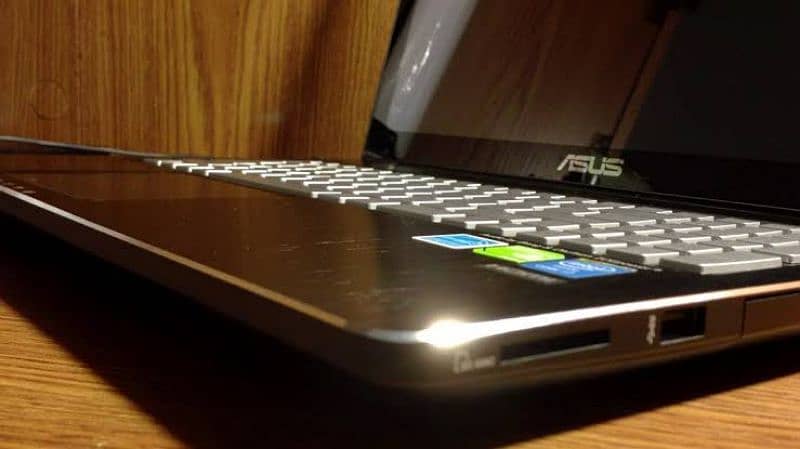 Asus Laptop 1