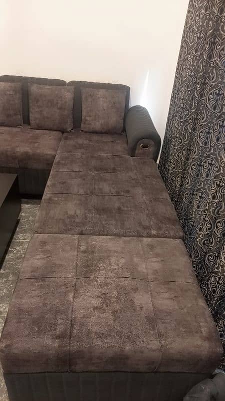 7 seater L shaped sofa 1