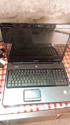 Compaq Presario A900 17.0 in / Pent. T2390 @ 1.86GHz / 4GB RAM / 500GB