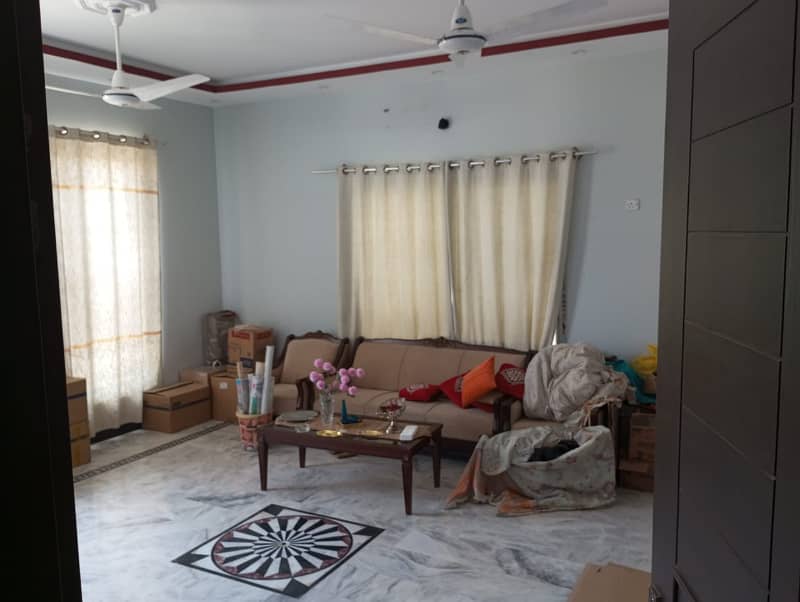 three bed dd 1st floor portion for rent inPIA society johar 7