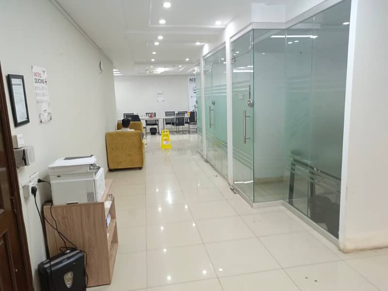 8 Marla 3rd Floor Office With Elevator For Rent In DHA Phase 5,Block B, Lahore. 2