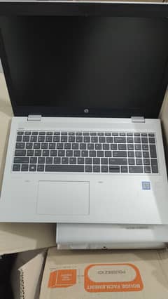 650 G5 core i5,8th gen 8/256+500 hdd , 15 inch screenm