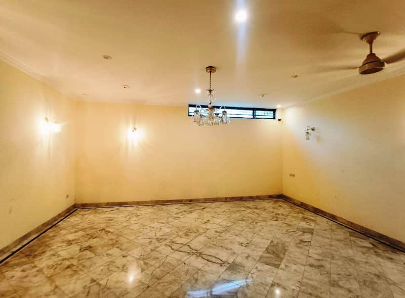 01 Kanal Beautifull House Available For Rent In DHA Lahore Cantt 1