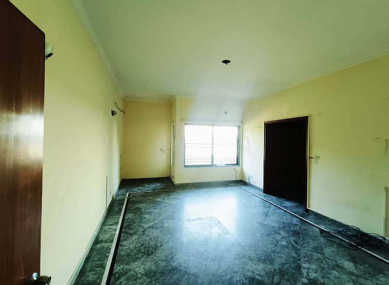 01 Kanal Beautifull House Available For Rent In DHA Lahore Cantt 26