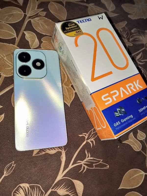 Tecno spark 20 6